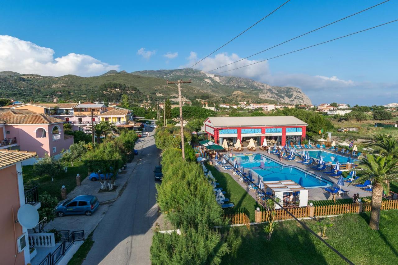 Costas Hotel Kalamákion Exteriér fotografie
